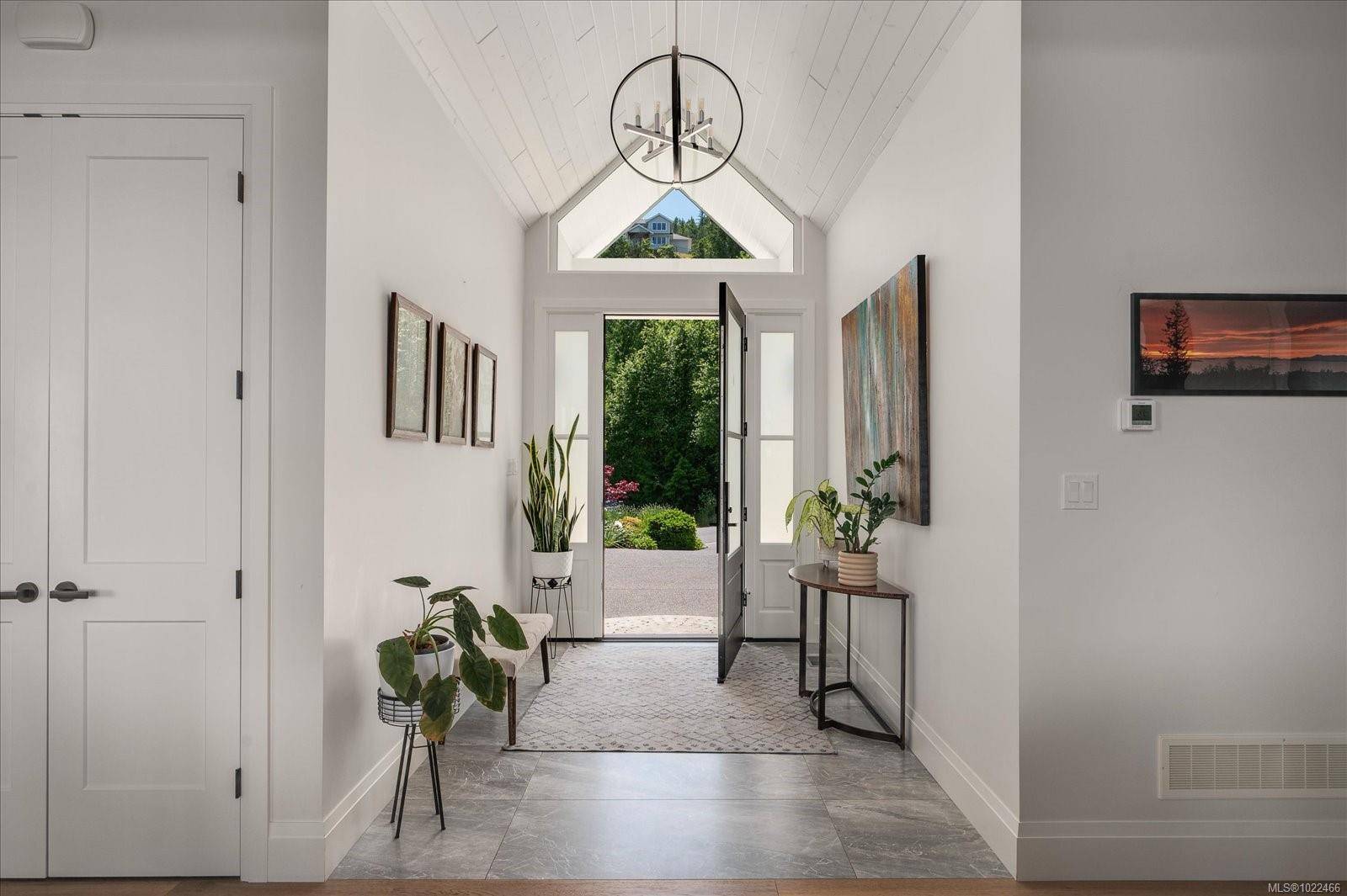 Lantzville, BC V0R 2H0,7336 High Ridge Cres