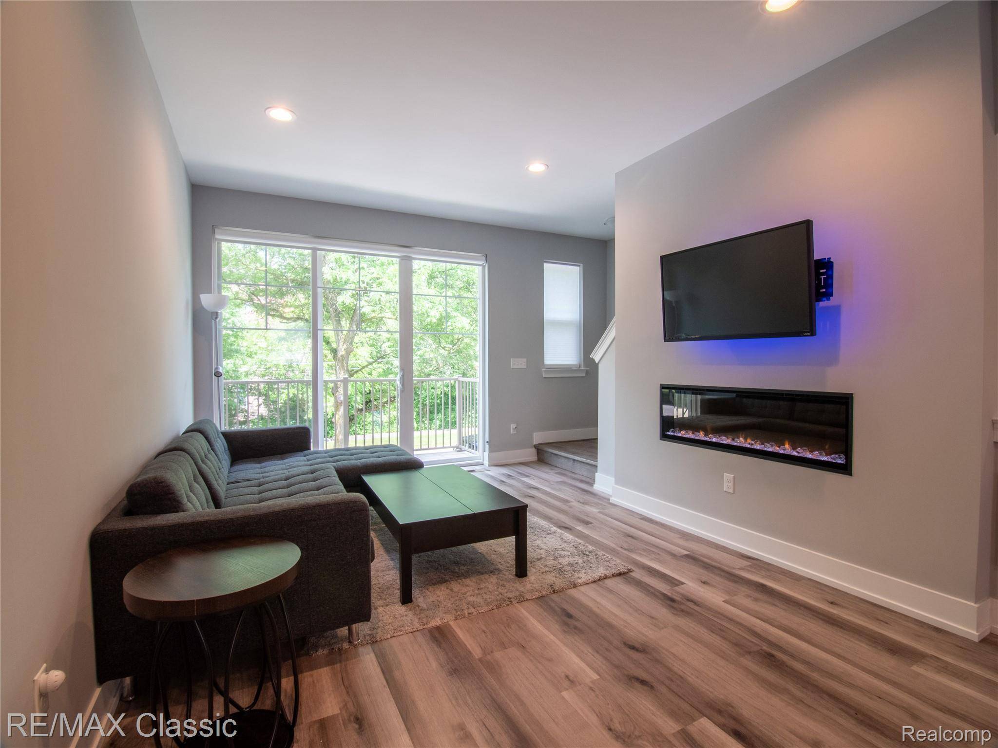 Detroit, MI 48208,5163 Avery ST