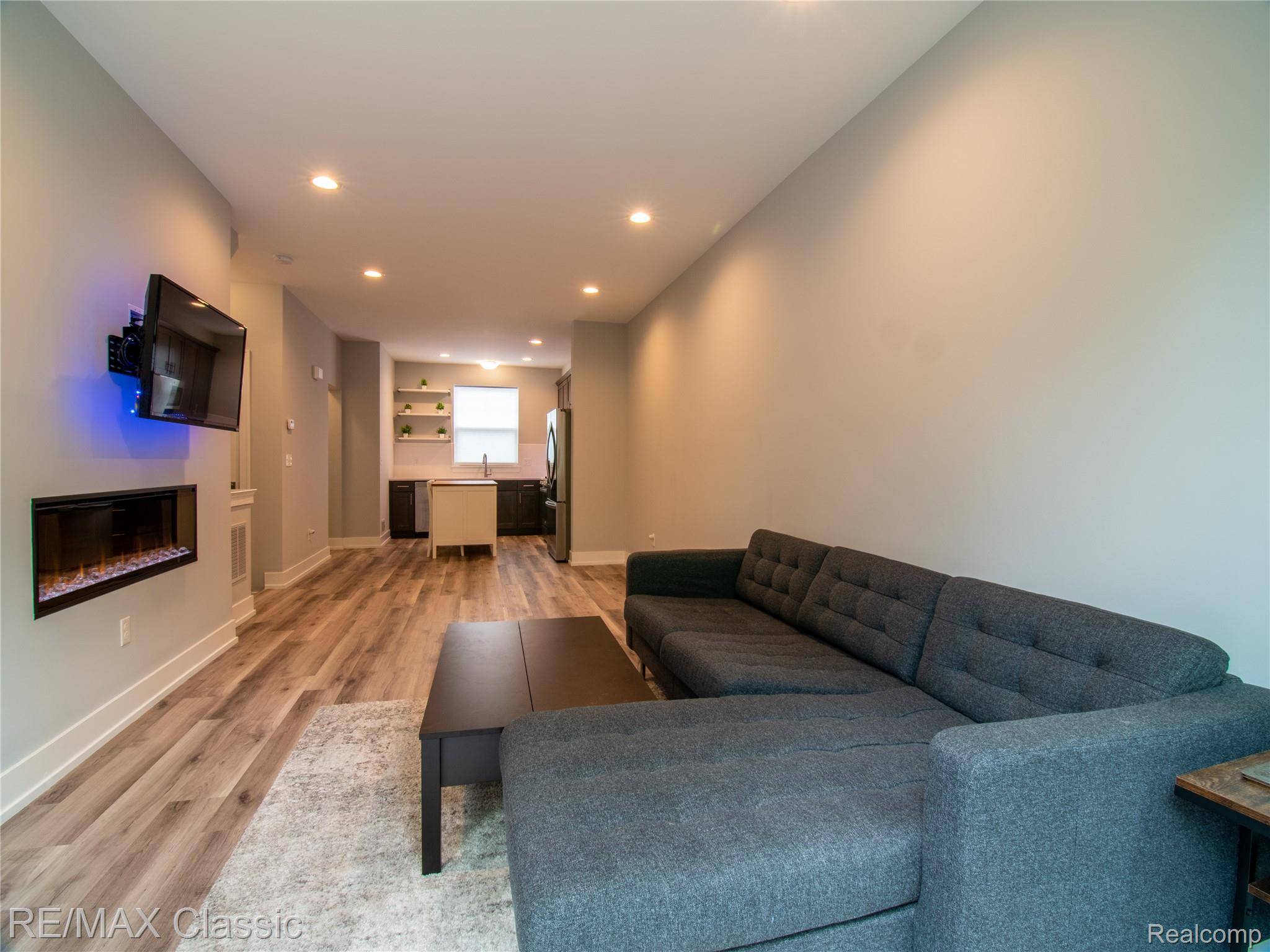 Detroit, MI 48208,5163 Avery ST