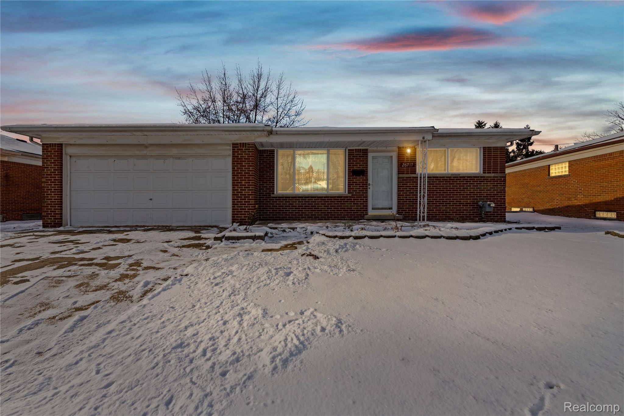 Warren, MI 48091,26717 Karen AVE