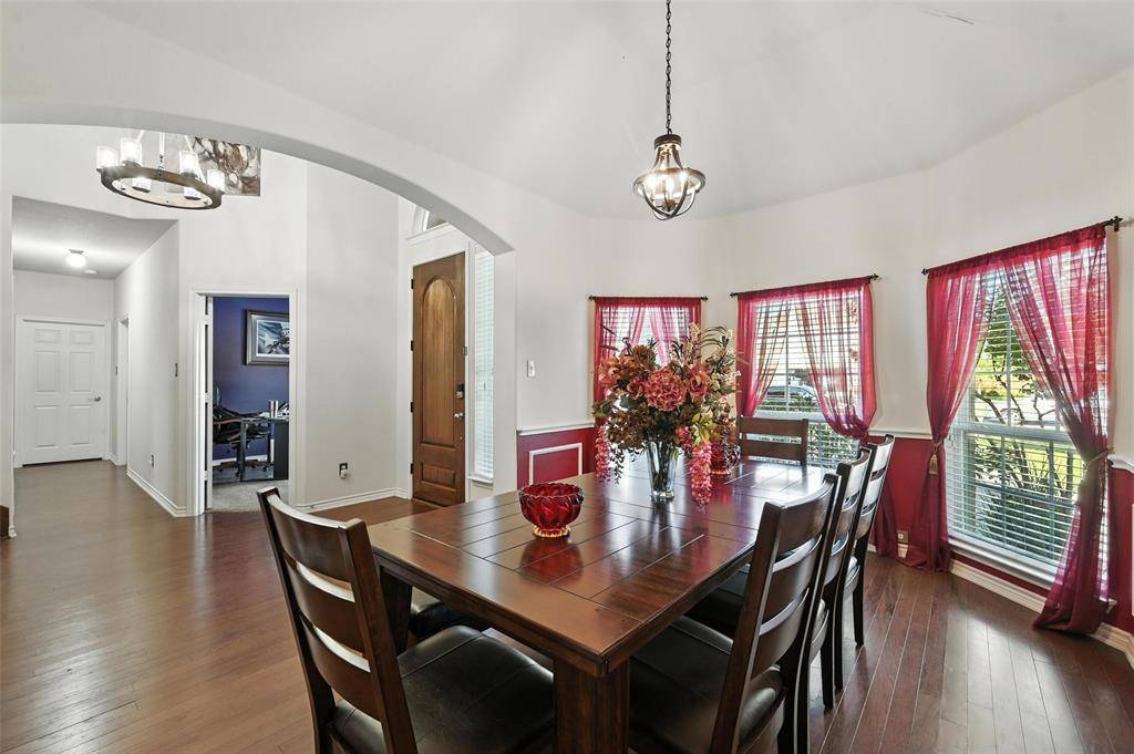 Kennedale, TX 76060,1008 Bell Oak Drive