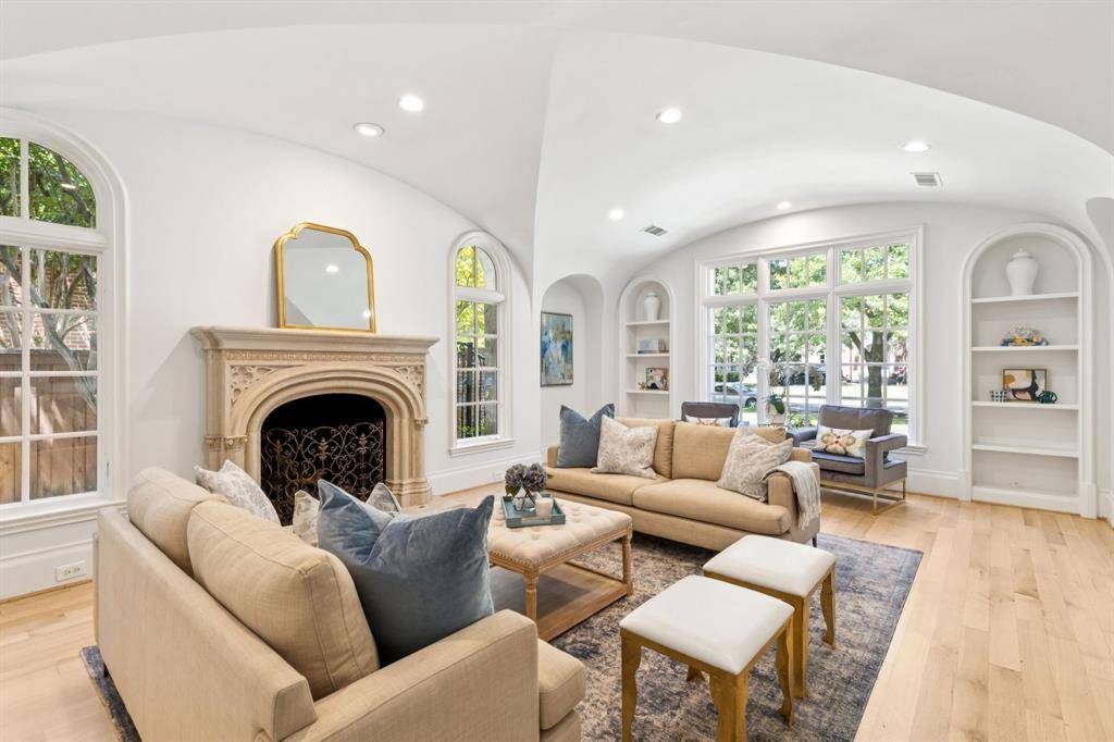 University Park, TX 75225,3817 Colgate Avenue