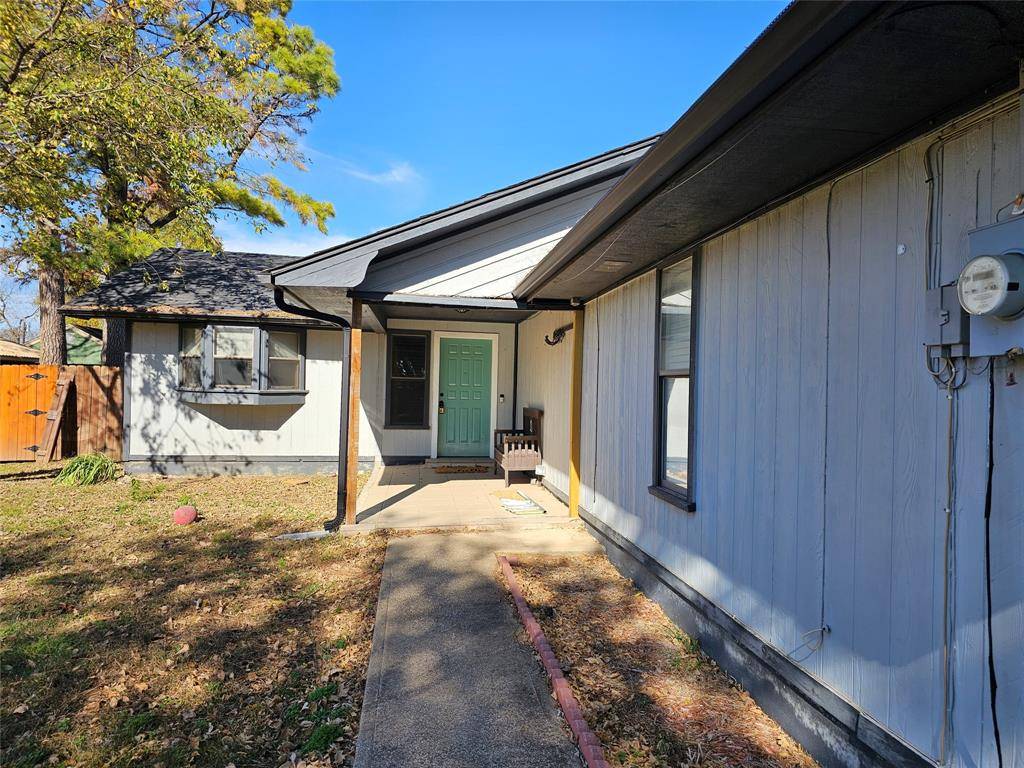 Pottsboro, TX 75076,412 Main Street