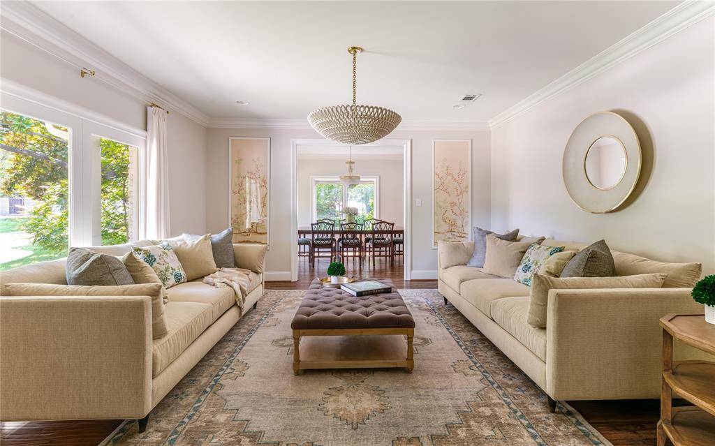 Dallas, TX 75229,4212 Hallmark Drive