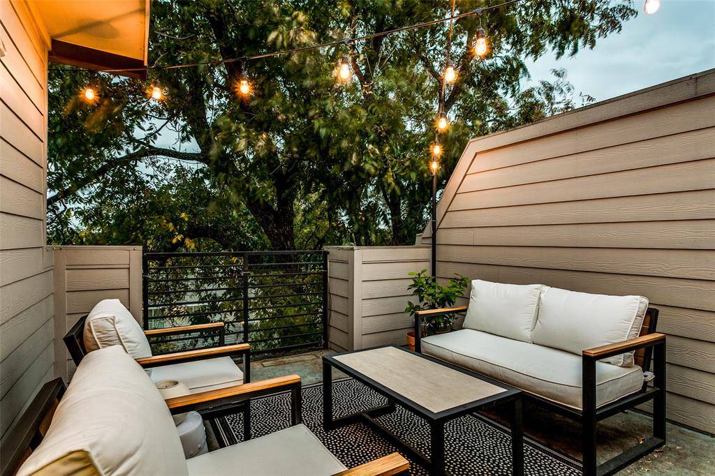 Dallas, TX 75206,4914 Live Oak Street #4