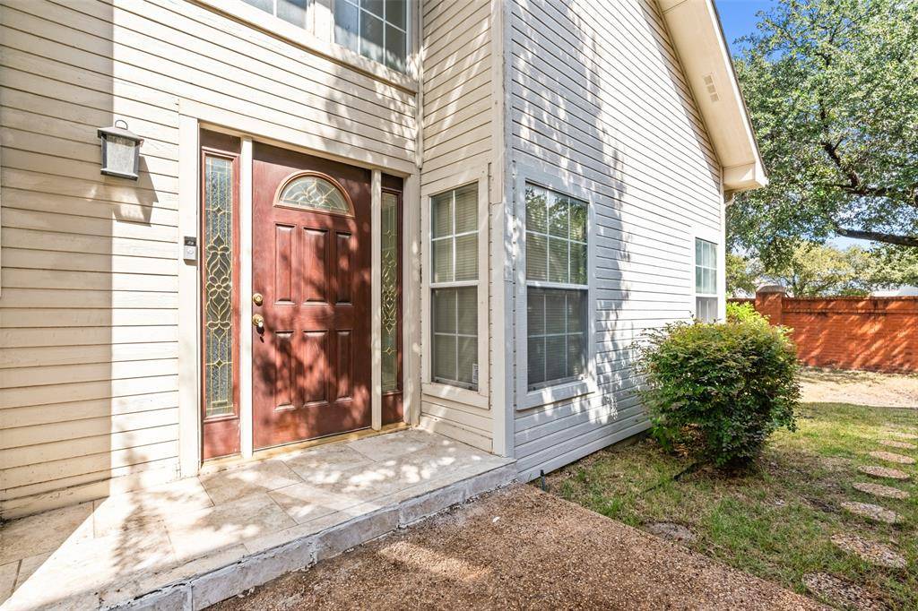 Irving, TX 75063,9014 Cumberland Drive