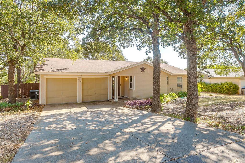 North Richland Hills, TX 76182,7036 Crabtree Lane