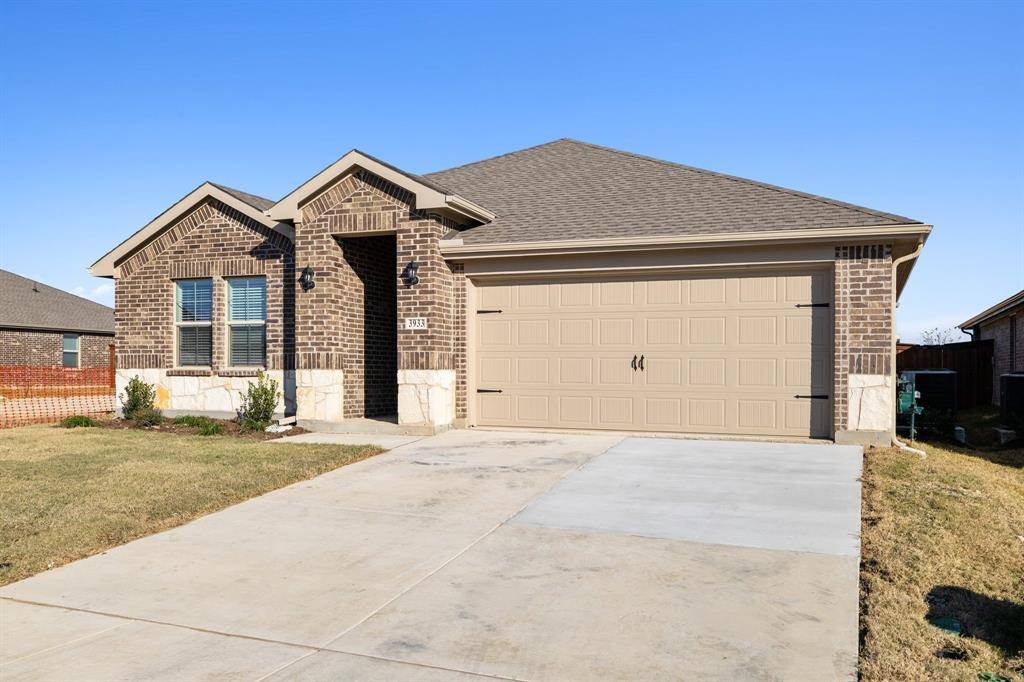 Celina, TX 75009,3933 Limestone Bluff Drive