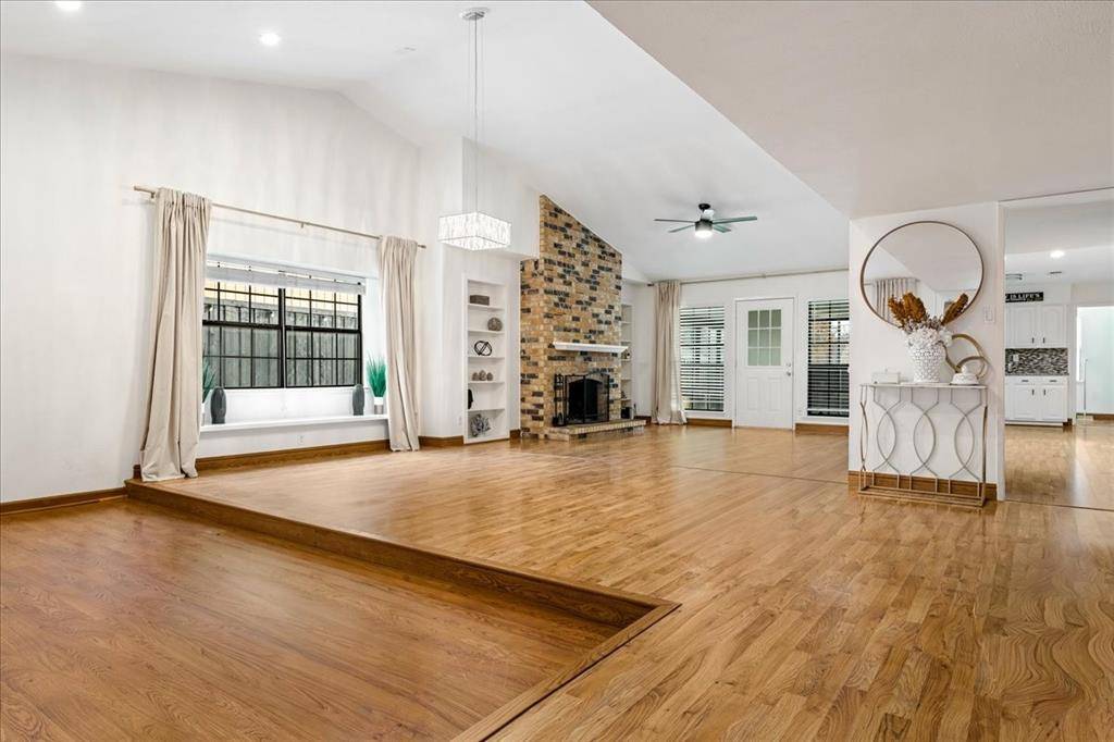 Plano, TX 75025,1208 Kesser Drive