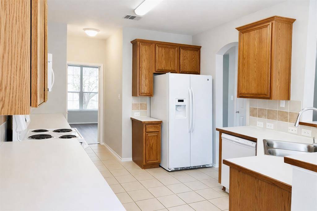 Garland, TX 75040,1018 Spanish Moss Drive