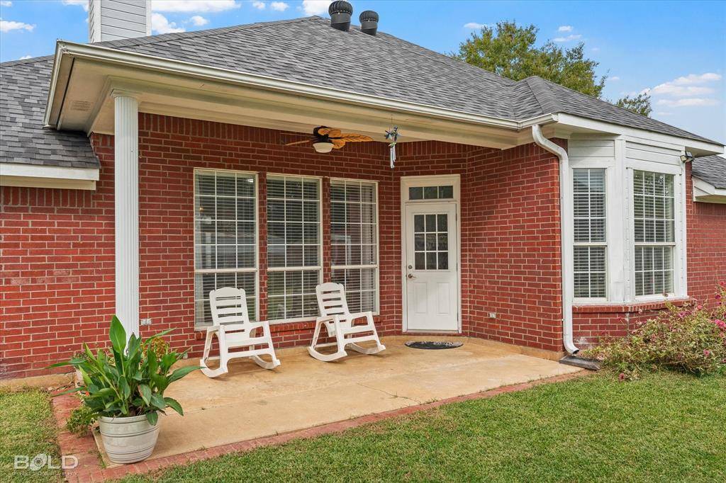 Bossier City, LA 71111,6020 Applegate Circle