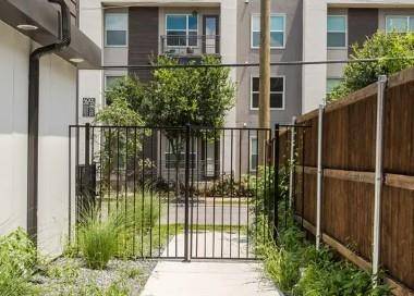 Dallas, TX 75204,4001 Roseland Avenue