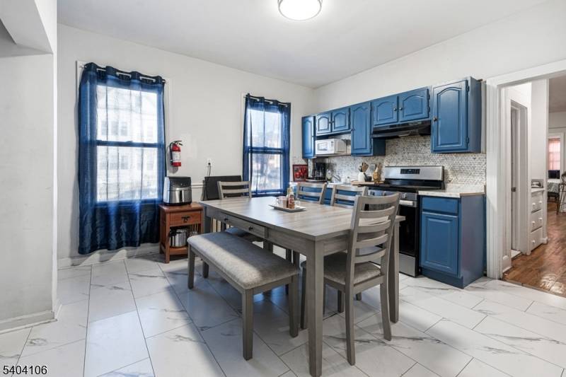 Paterson City, NJ 07514,492 E 26Th St