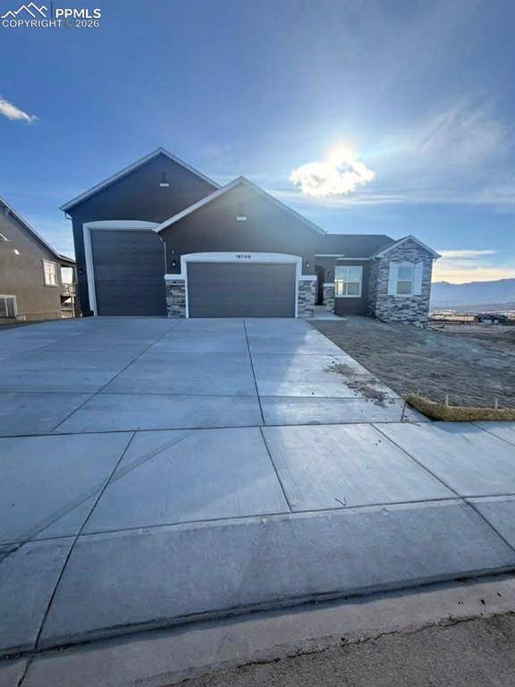 Monument, CO 80132,16709 Timbercrest DR