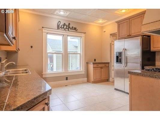 Salem, OR 97301,1550 EAST AVE