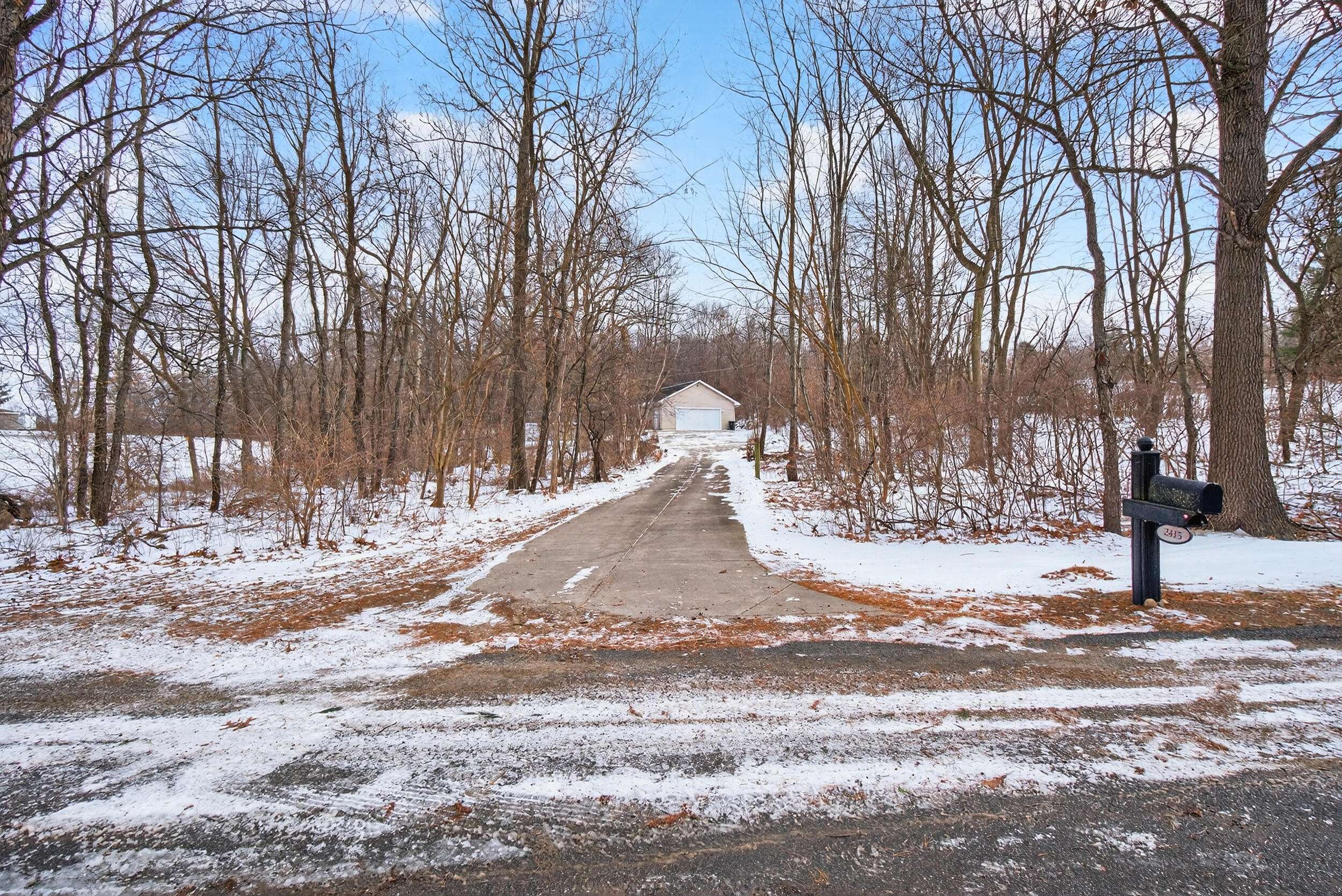 Parma, MI 49269,2415 Scott RD