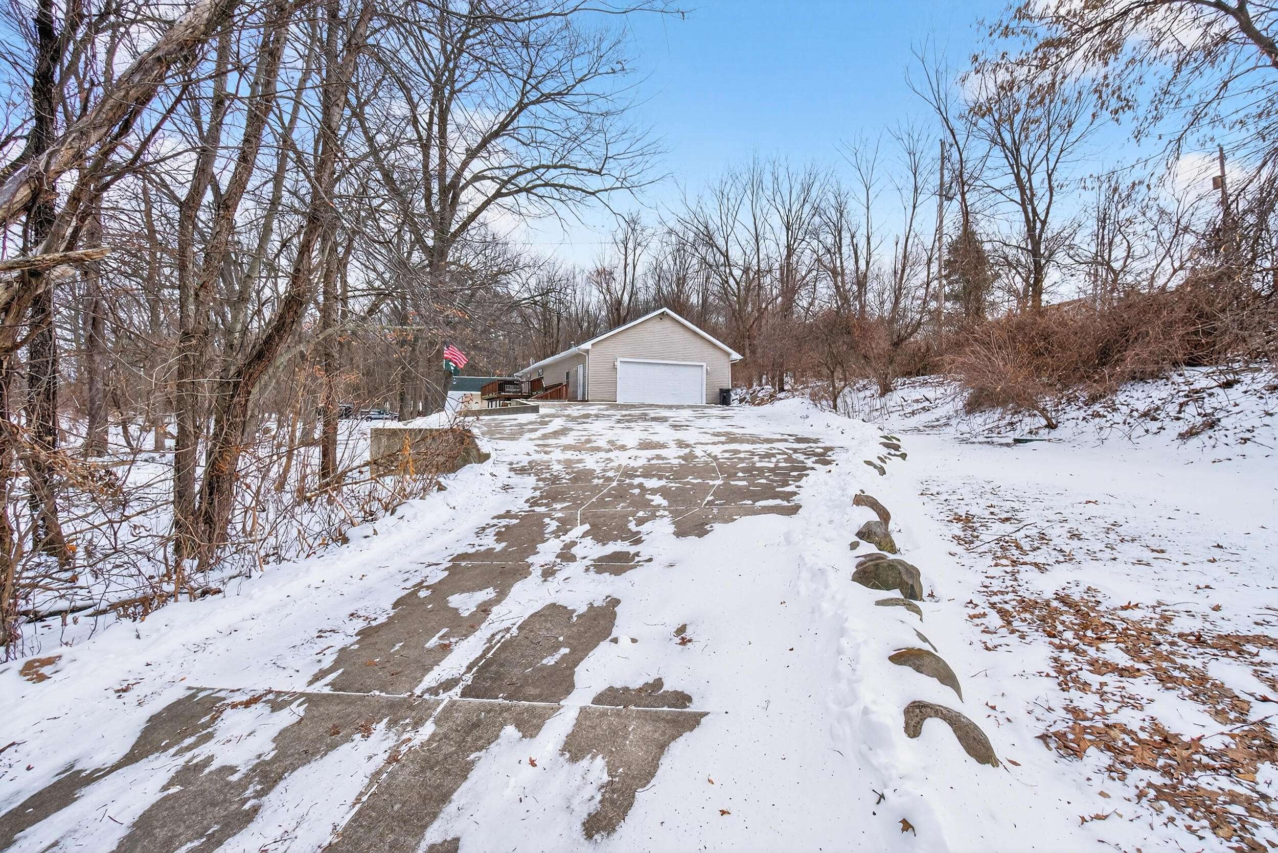 Parma, MI 49269,2415 Scott RD