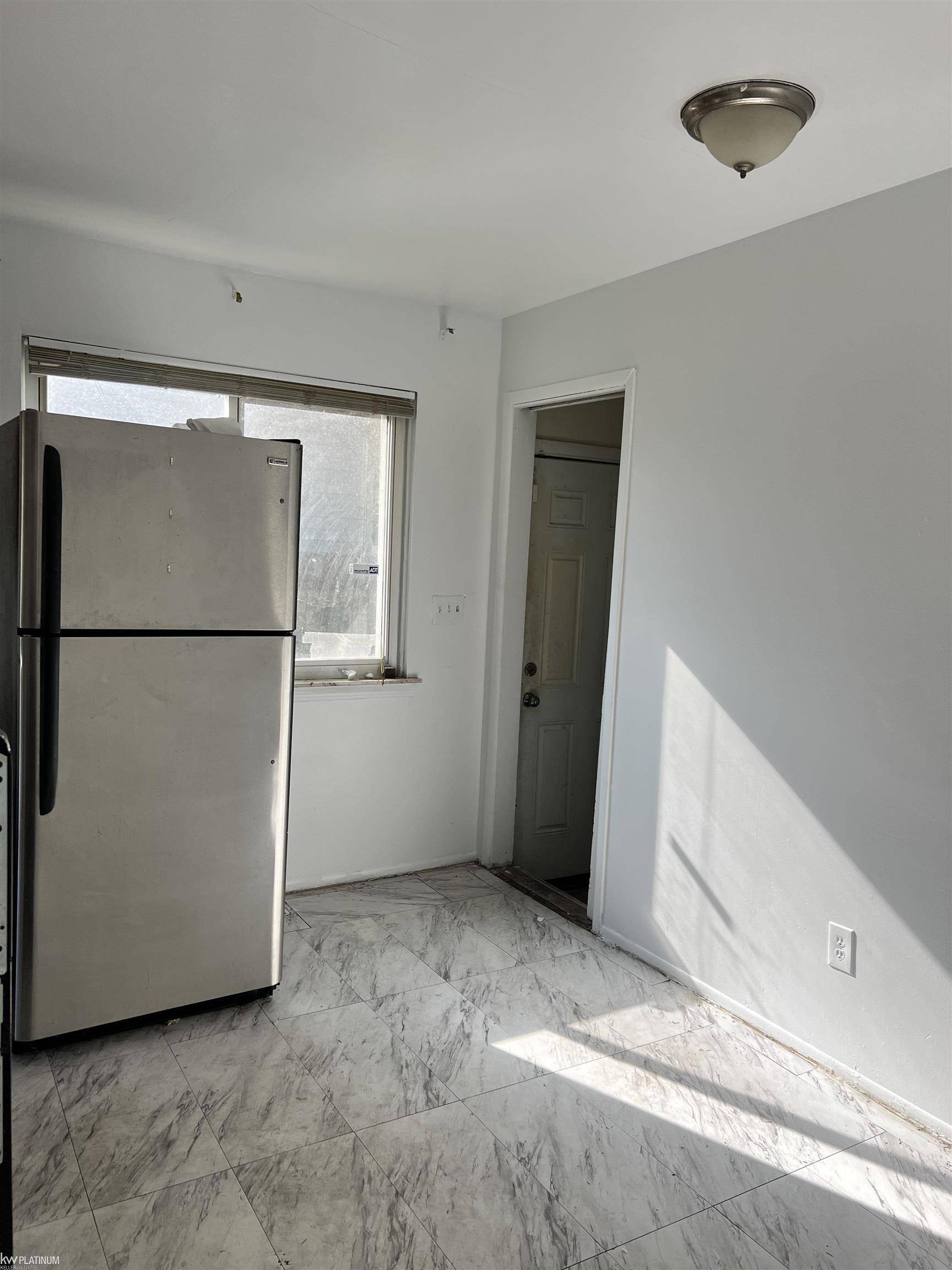 Detroit, MI 48228,6235 ASHTON AVE