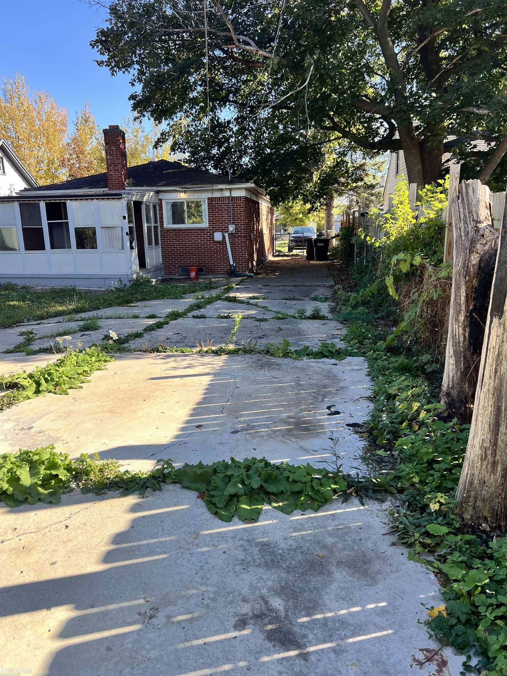 Detroit, MI 48228,6235 ASHTON AVE