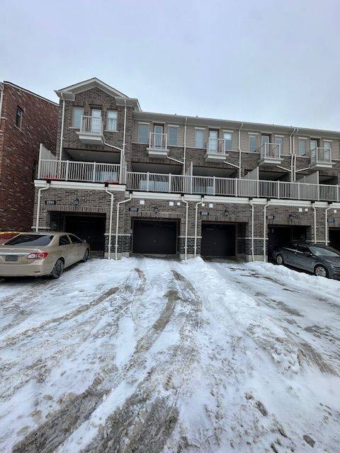 Pickering, ON L1X 0R6,2928 Whites RD