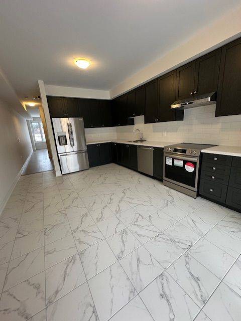 Pickering, ON L1X 0R6,2928 Whites RD