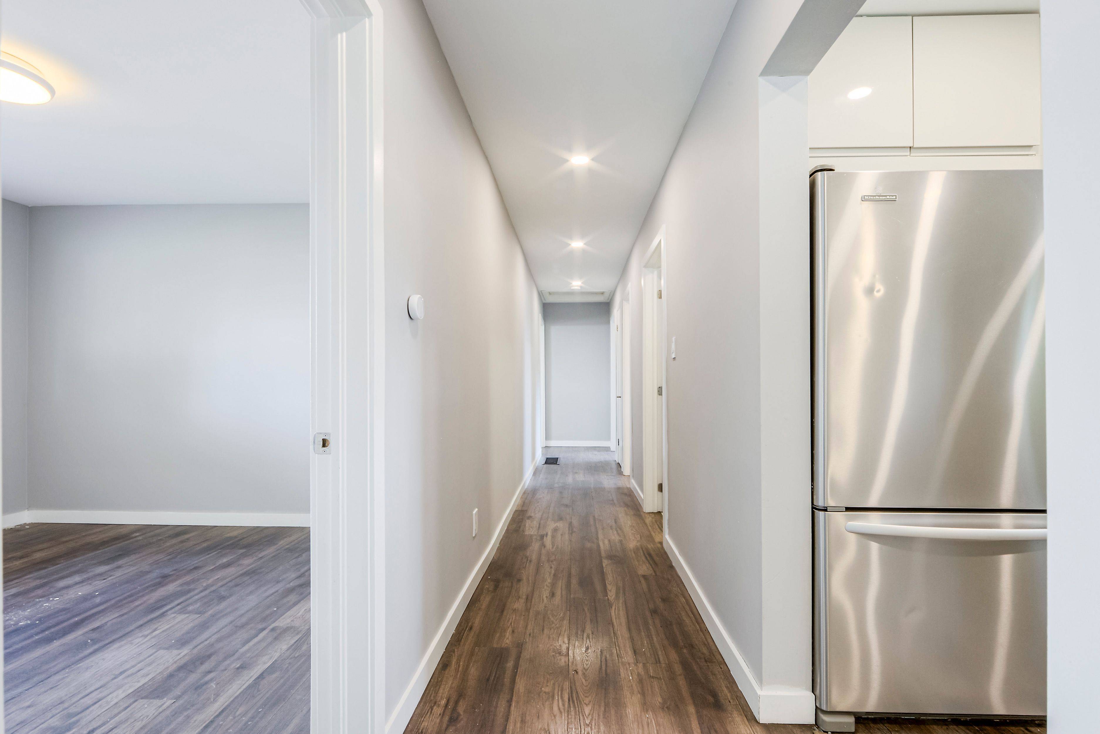 Oshawa, ON L1J 1Z7,614 Gibb ST