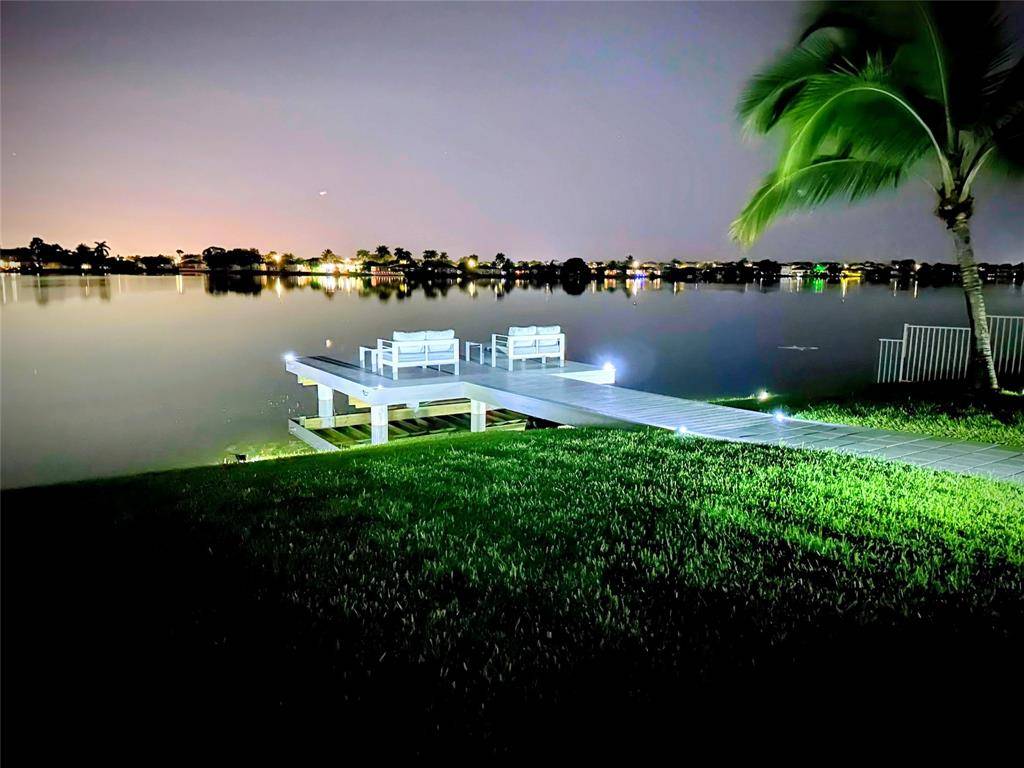 Pembroke Pines, FL 33029,18728 NW 24th Ct