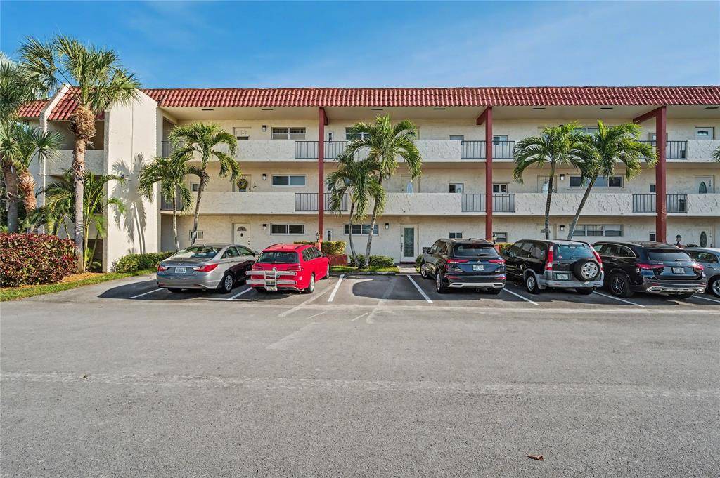 Pembroke Pines, FL 33025,8970 S Hollybrook Blvd #308