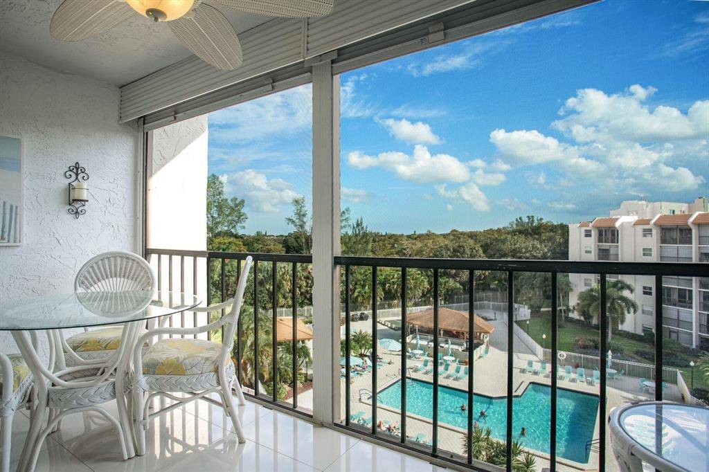 Lauderhill, FL 33319,3930 Inverrary Blvd #603-D