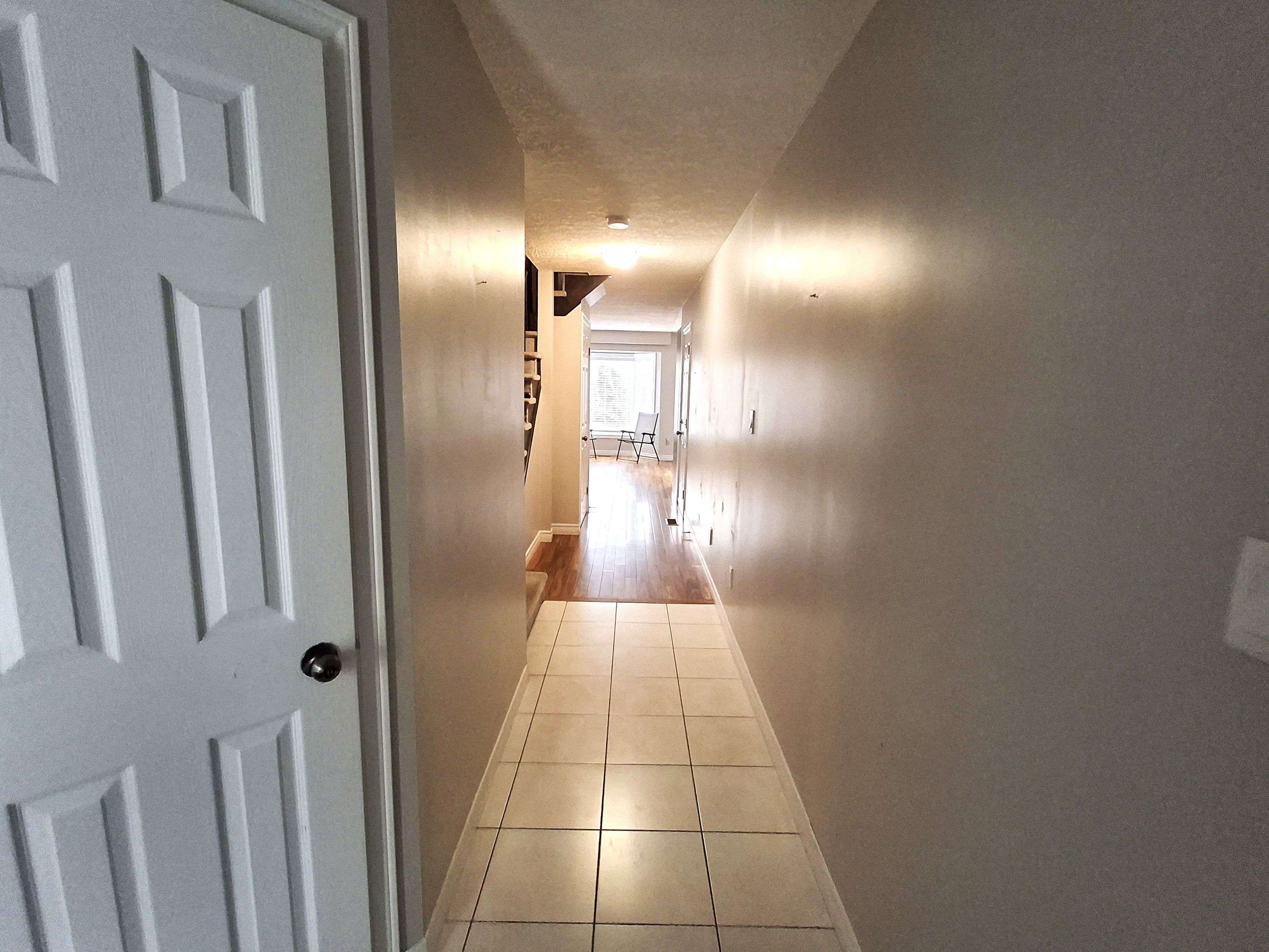 Hamilton, ON L8W 1E7,1540 Upper Gage AVE #3