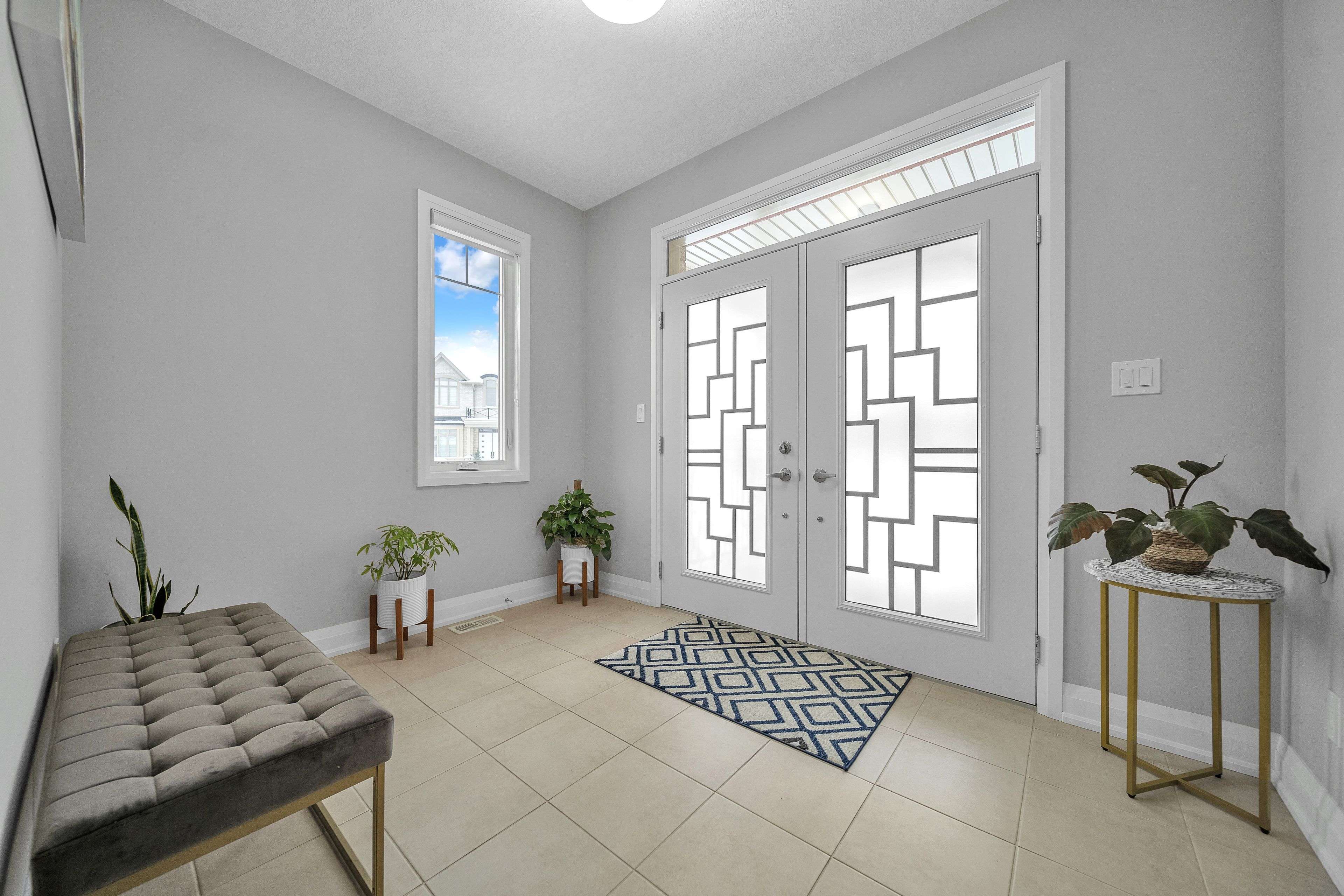 Kitchener, ON N2R 0M4,20 Hollybrook TRL