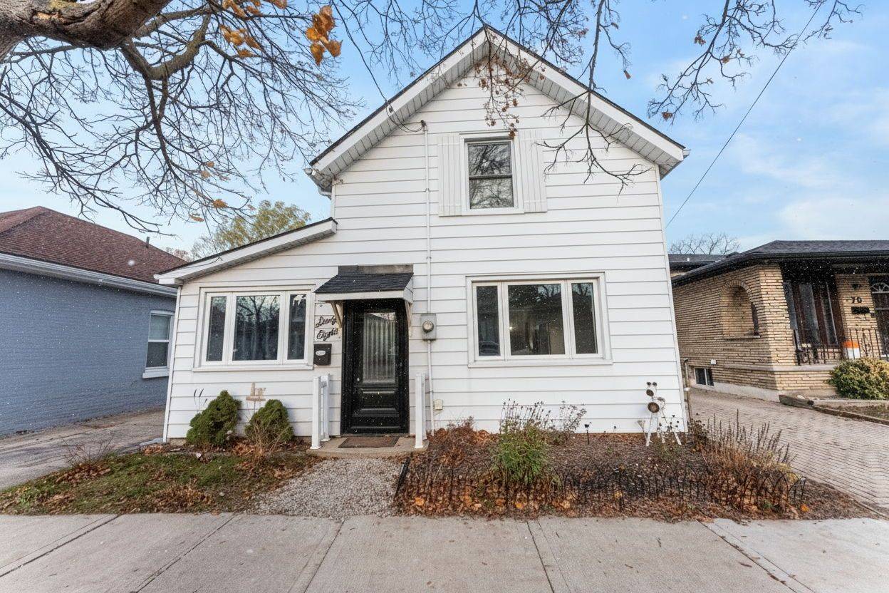 Brantford, ON N3T 2B1,68 Oak ST