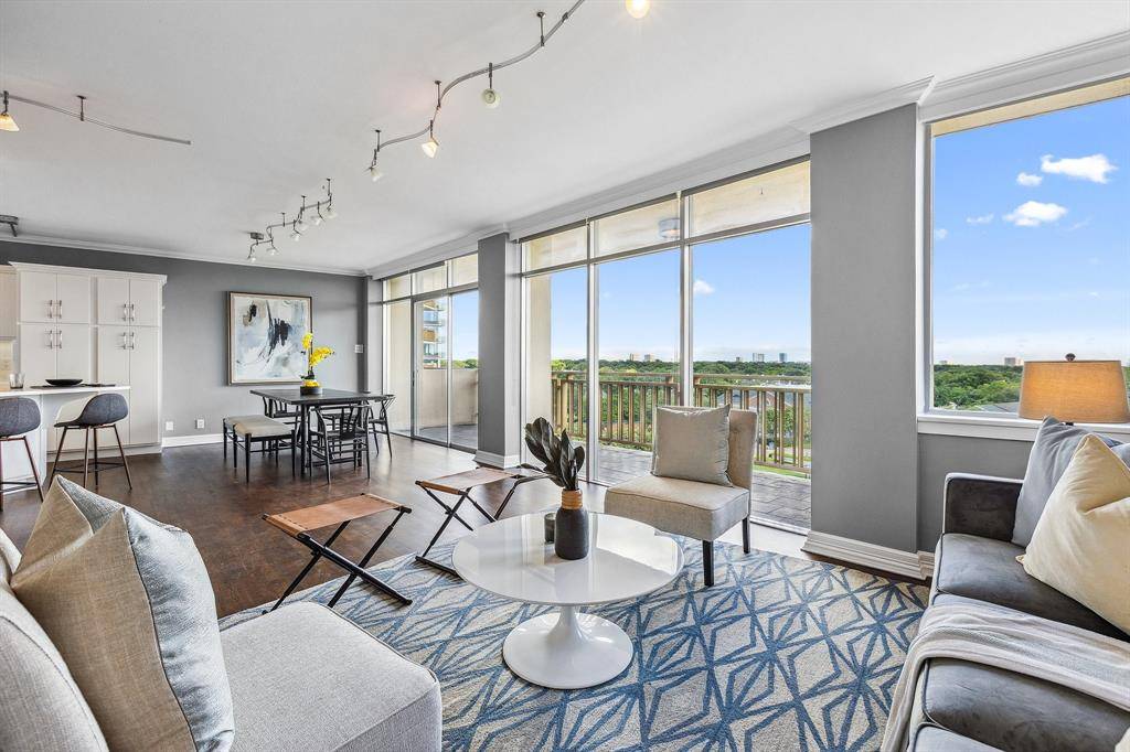 Dallas, TX 75225,6211 W Northwest #701