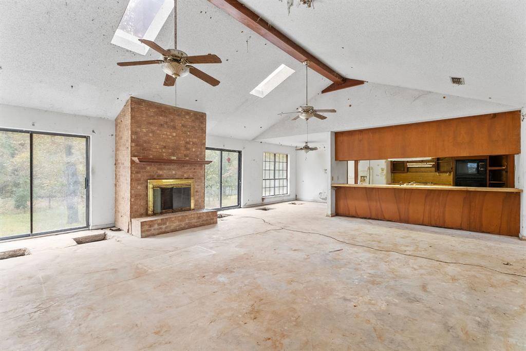 Flint, TX 75762,21135 County Road 1291