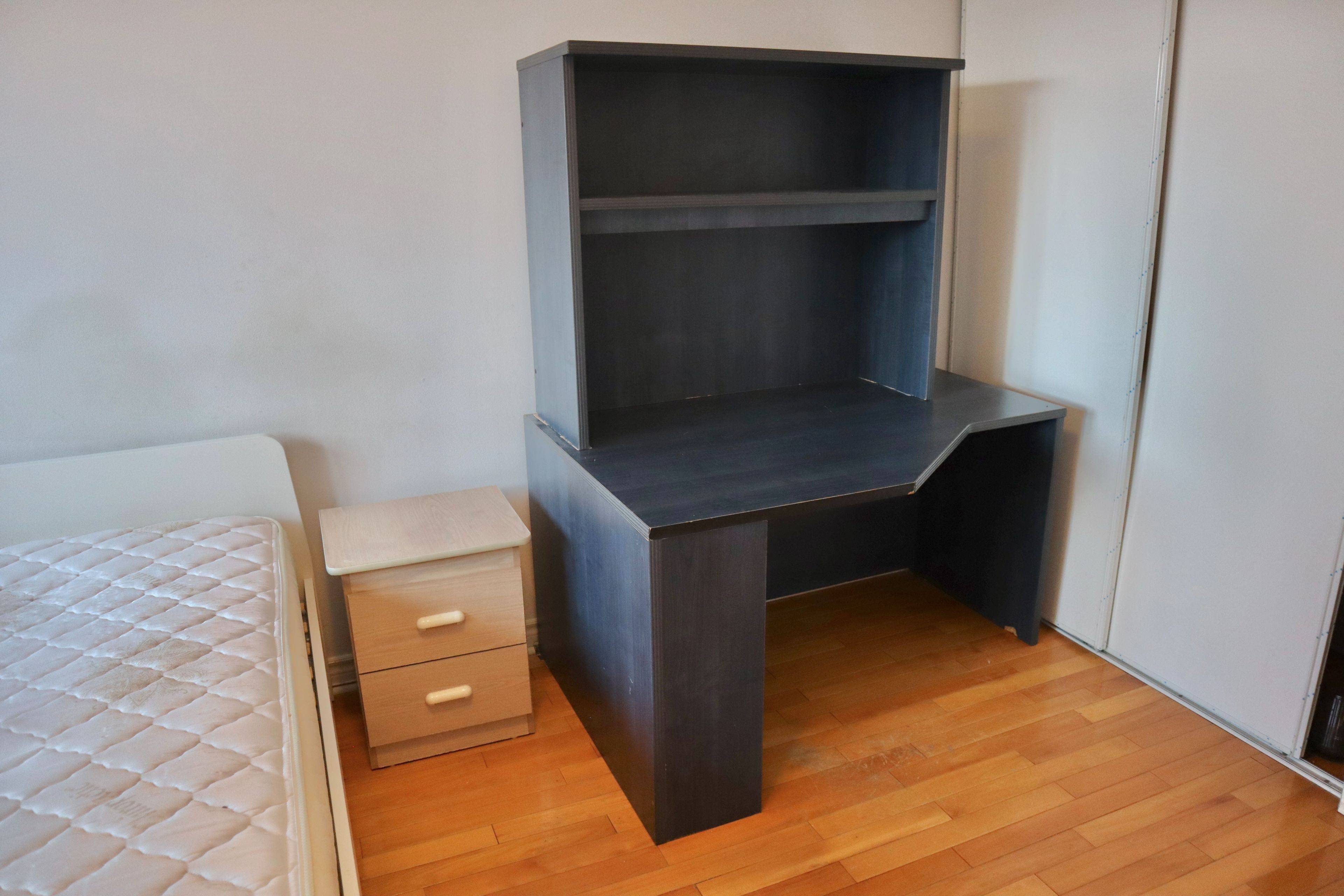 Toronto C15, ON M2J 4T8,19 Bards Walk WAY #Room 2