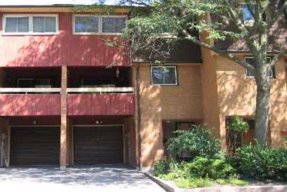 Toronto C15, ON M2J 4T8,19 Bards Walk WAY #Master Room