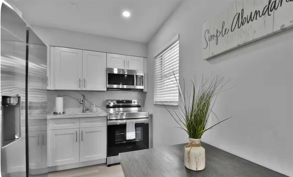 Fort Lauderdale, FL 33312,708 SW 16th Ave #4