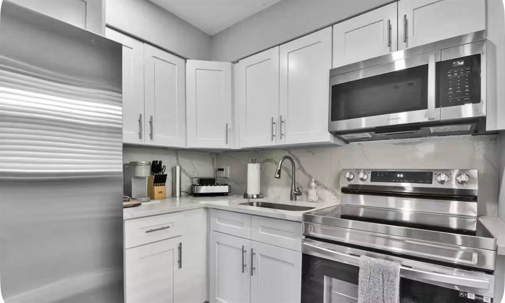 Fort Lauderdale, FL 33312,708 SW 16th Ave #4