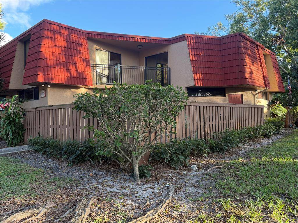 Boca Raton, FL 33433,8183 Severn Dr #A