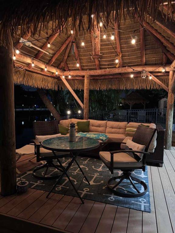 Lighthouse Point, FL 33064,2160 NE 44th Ct