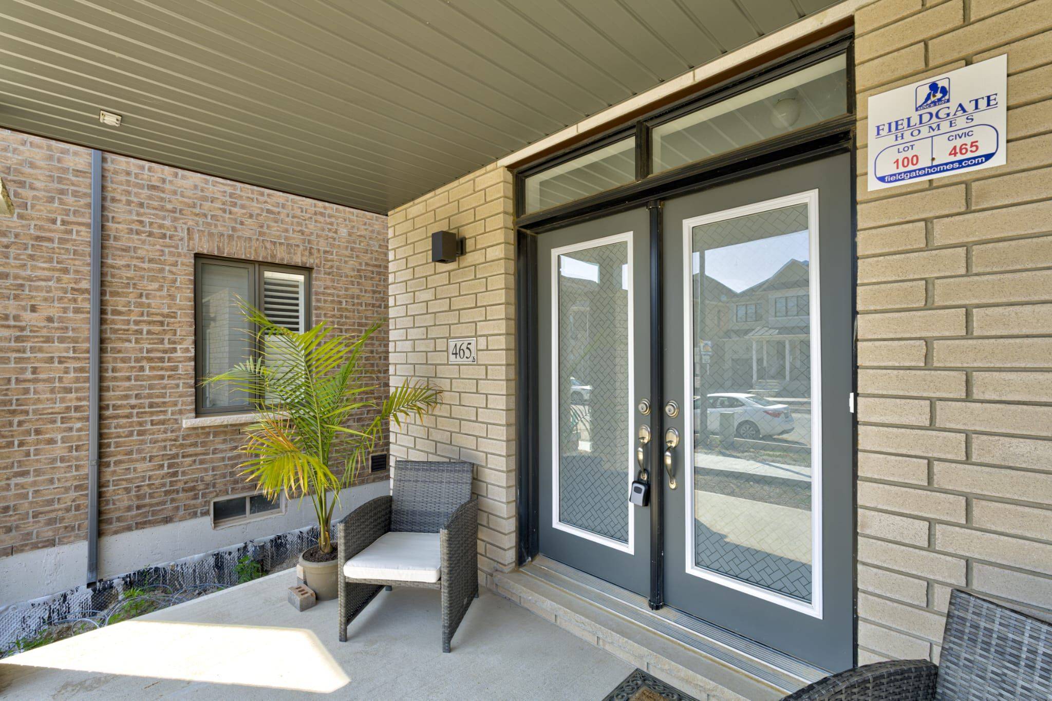 Milton, ON L9E 2C4,465 Kennedy CIR W