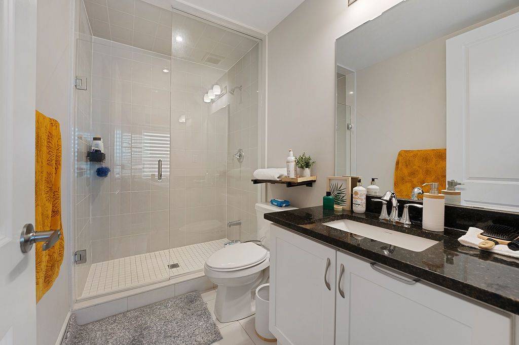 Oakville, ON L6H 4K5,3033 John McKay BLVD