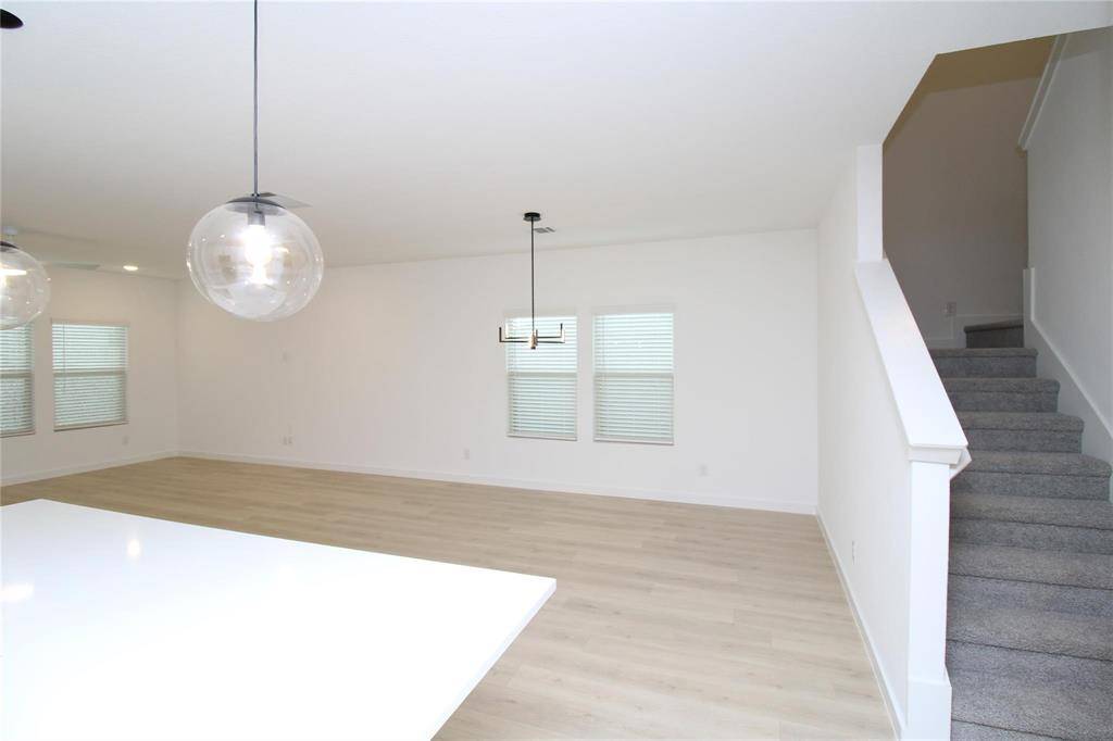 Van Alstyne, TX 75495,529 Ridgewood Drive