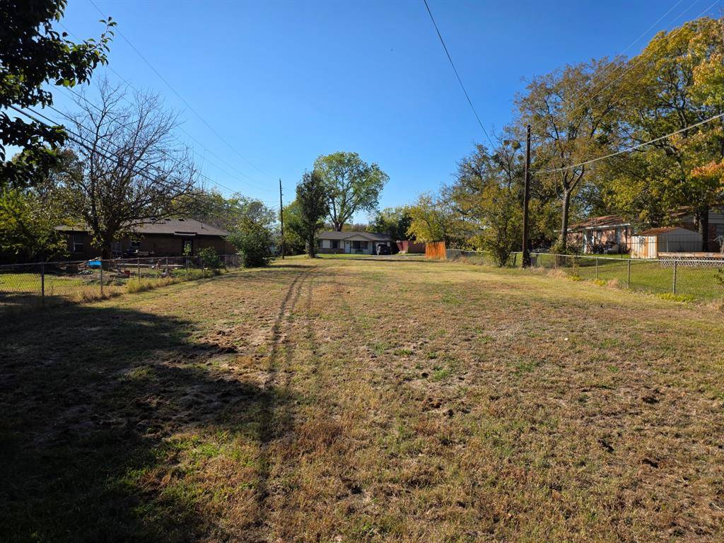 Denison, TX 75020,116 N Lynn Avenue