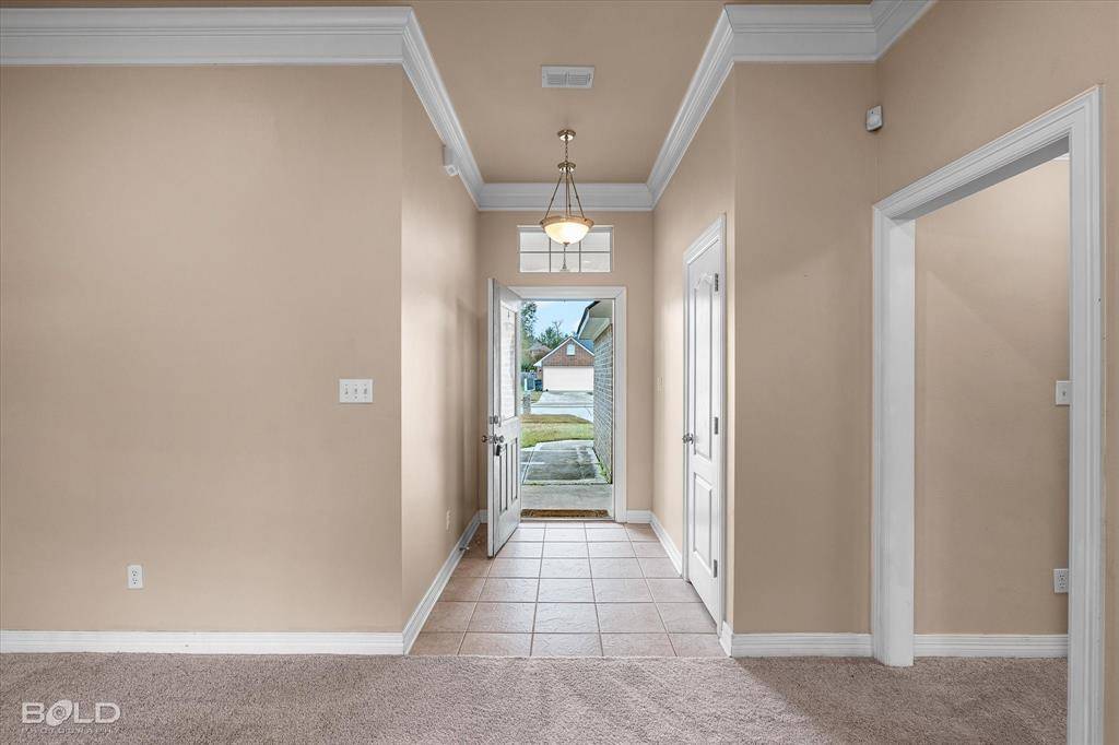 Bossier City, LA 71111,6012 Whitney Drive