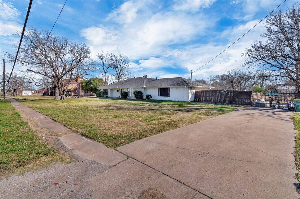 Grandview, TX 76050,706 E Criner Street