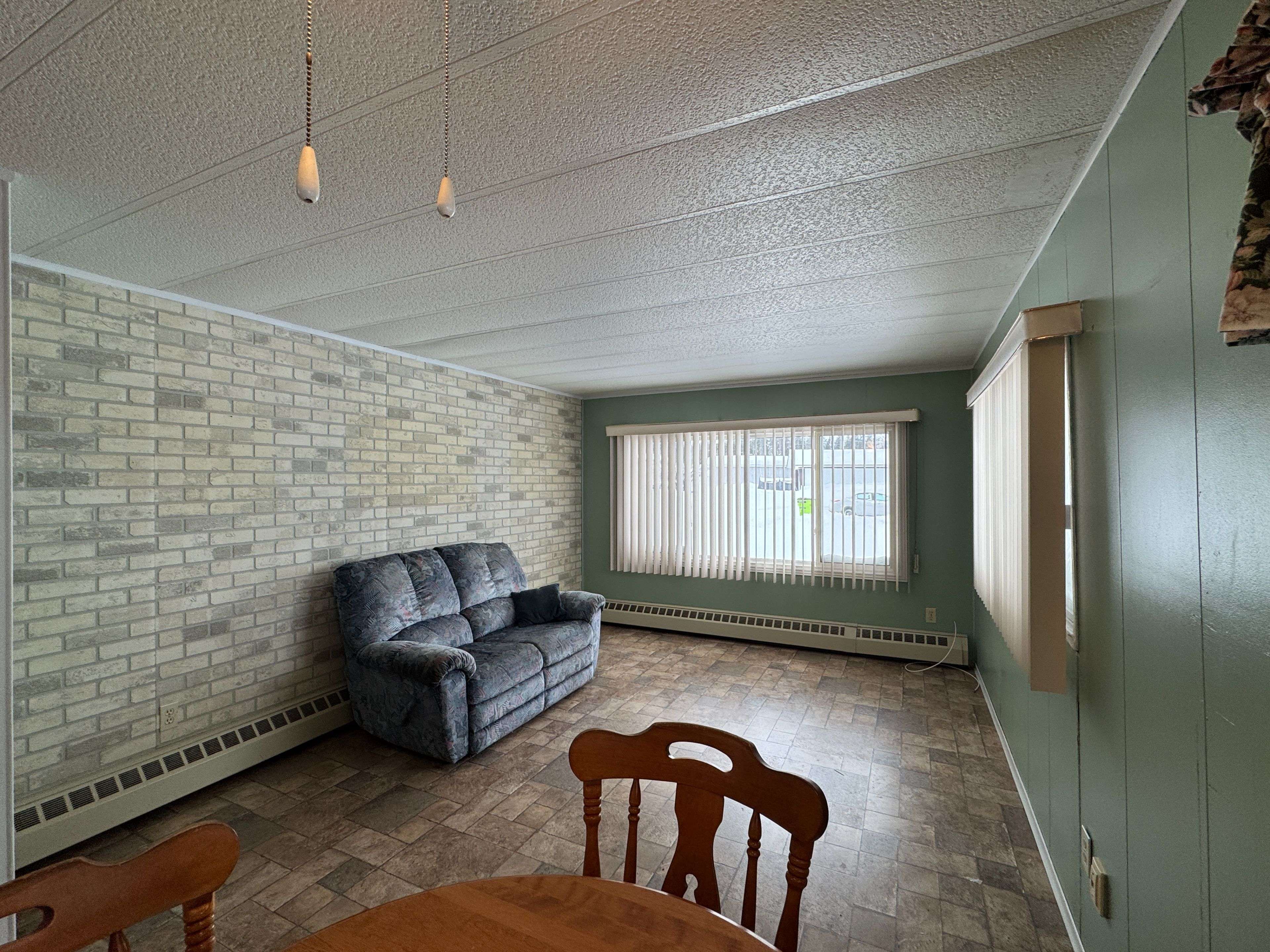 Timmins, ON P4N 7C2,285 Evelyn CRES