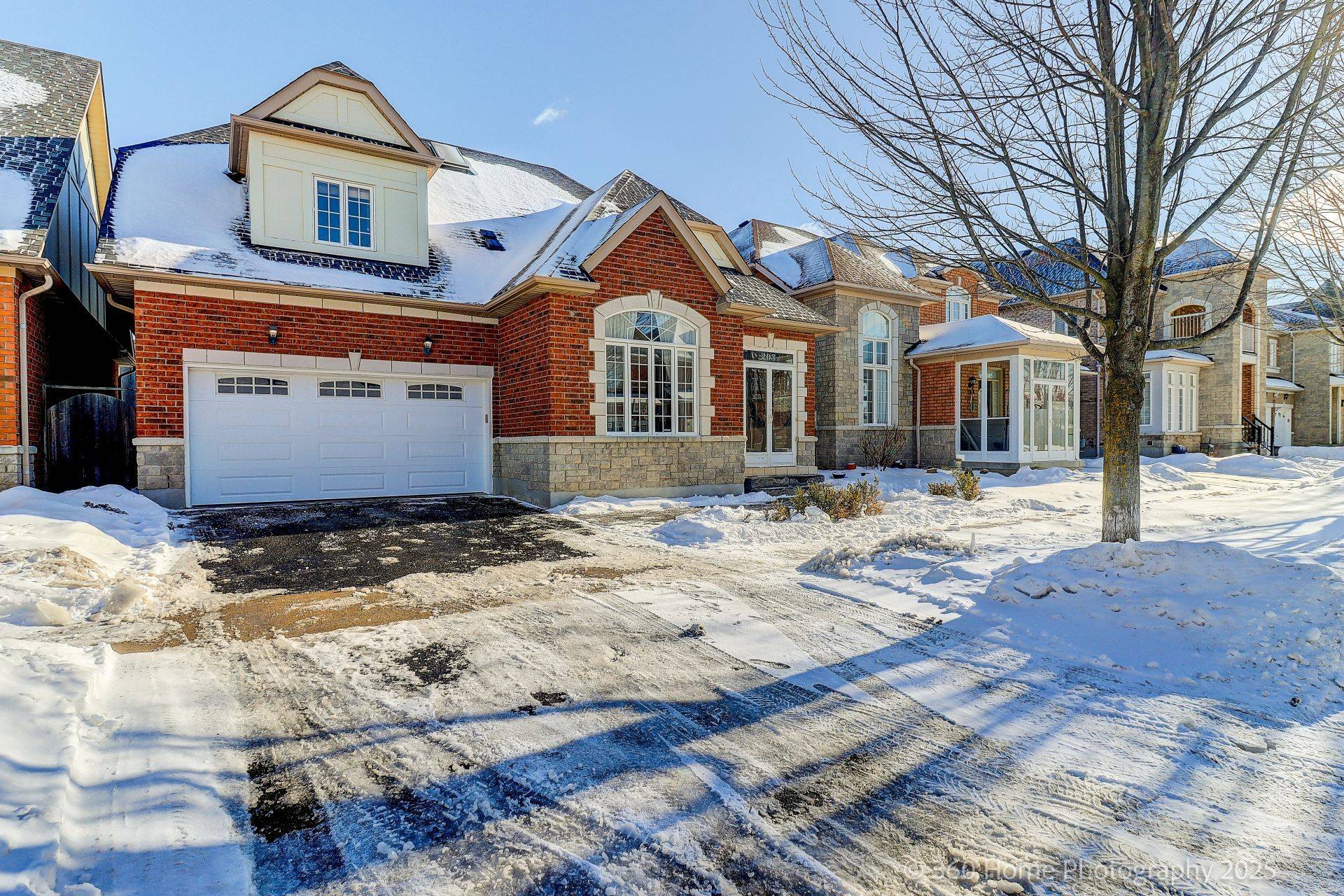 Markham, ON L6E 1H2,203 Everett ST