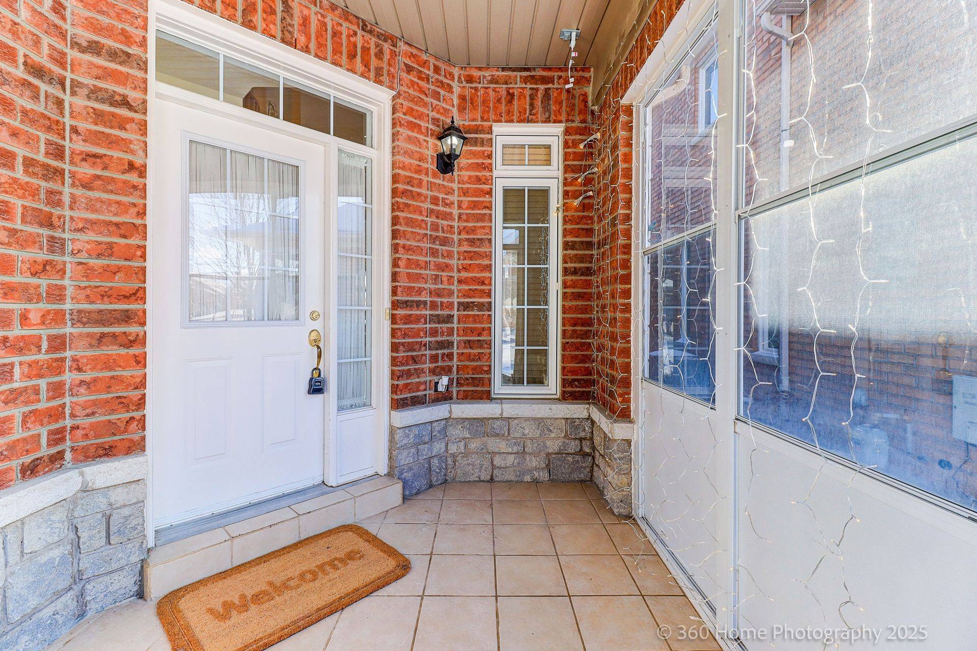 Markham, ON L6E 1H2,203 Everett ST