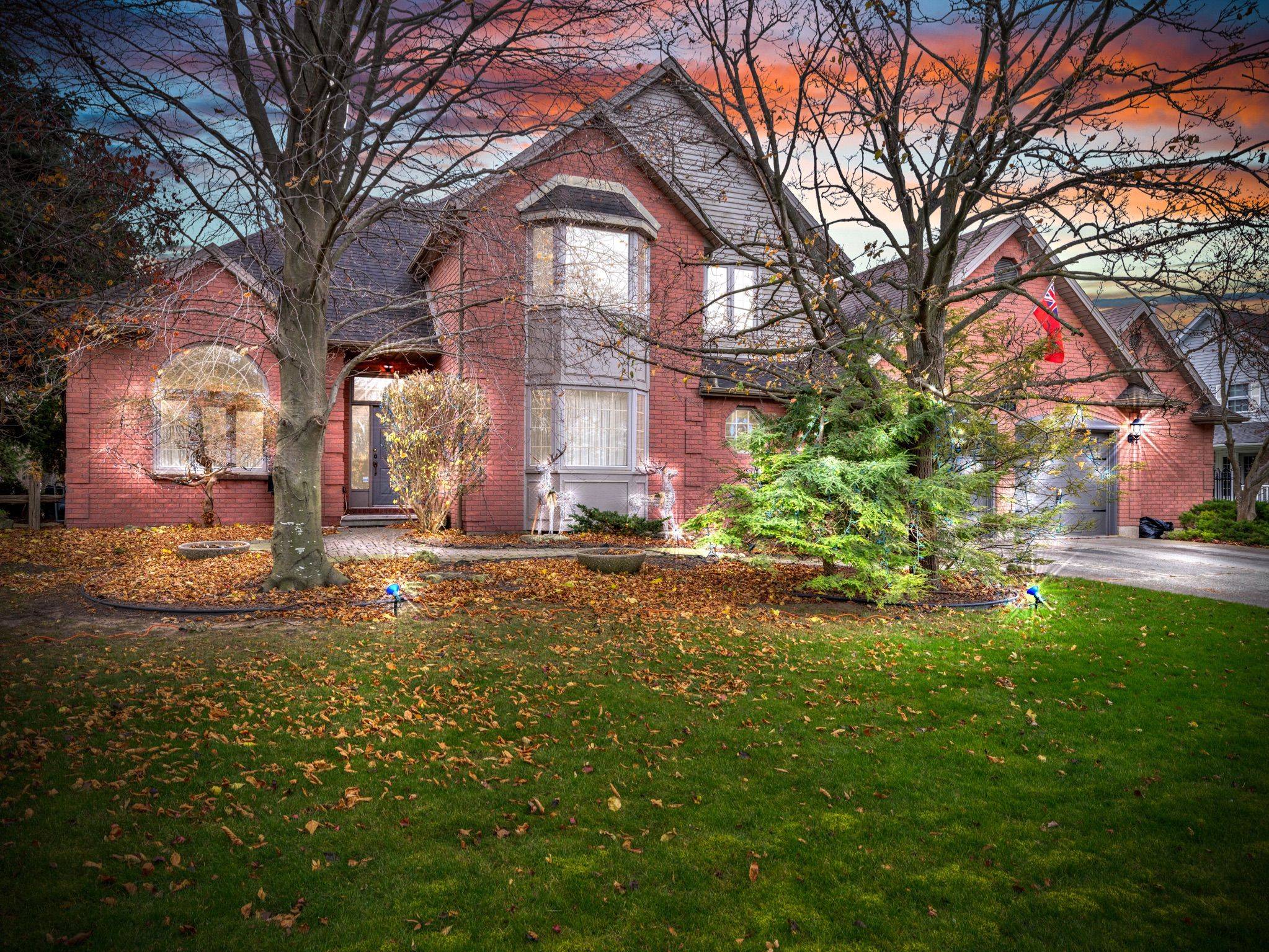 Chatham-kent, ON N7M 6G3,11 Cramar CRES